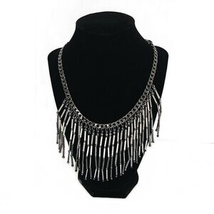 New York & Co Trendy Gunmetal Silver Tone Fringe Bib Statement Necklace Preowned